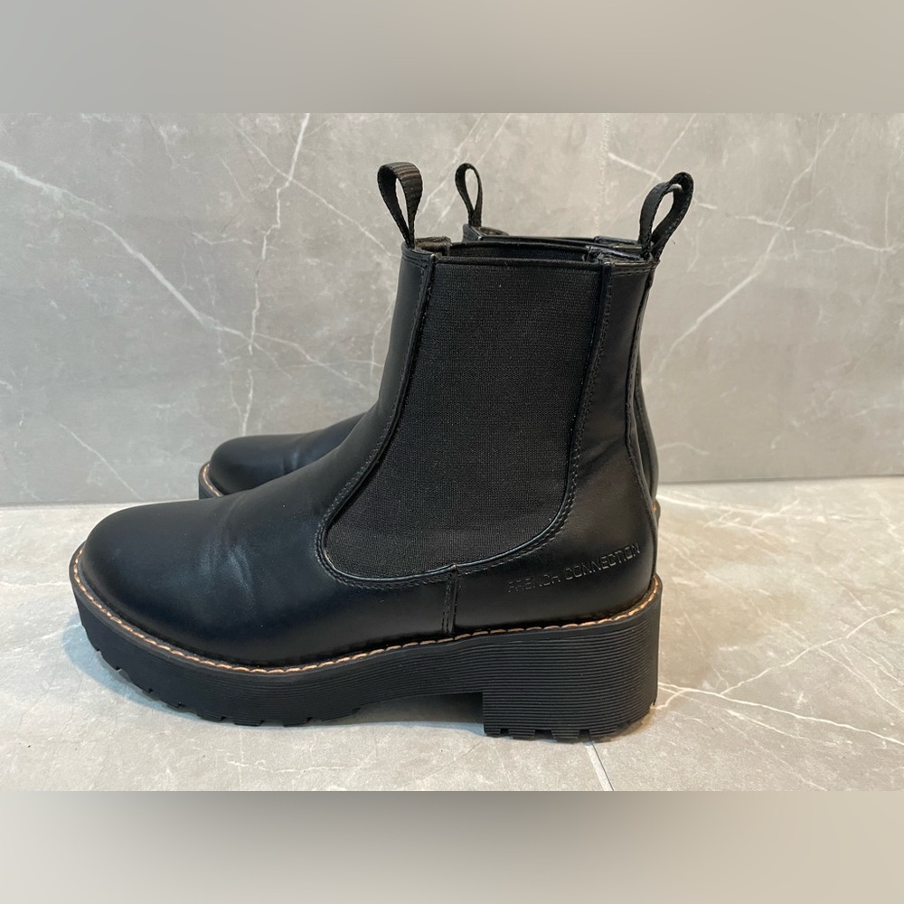 NWT French Connection Black Women's Mia Platform Chelsea Boots - Picture 4 of 8